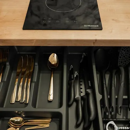 Comfee - Ultracentral Apartment Brasov