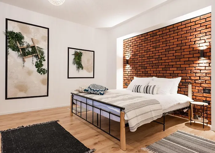 Comfee - Ultracentral * Brasov